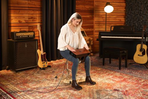 Meinl slaptop cajon egyedi kivitel, erős hang a közönség felé