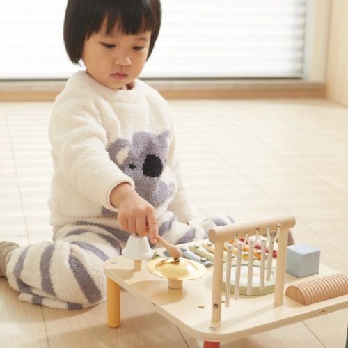 Zeneasztalka kicsiknek