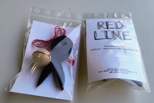 Red Line halacska huzogatós cica ügyességi játék 