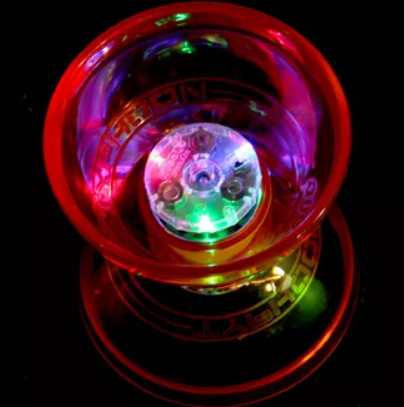 LED diabolo Typhoons - Diabolo és világító készlet használatra készen