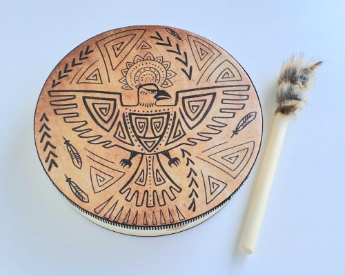 Táltos dob verővel (báránybőr, madaras minta, 25 cm)