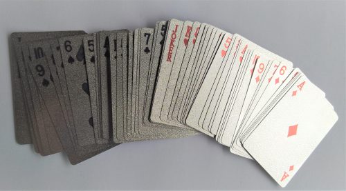 Kártyapakli különleges prizma minta metál színek (arany, ezüst, fekete)