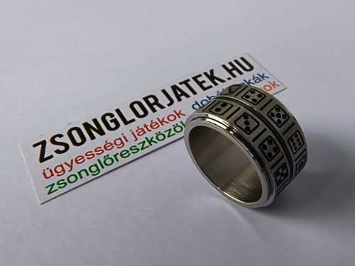 Pörgetős gyűrű dobókocka mintával 