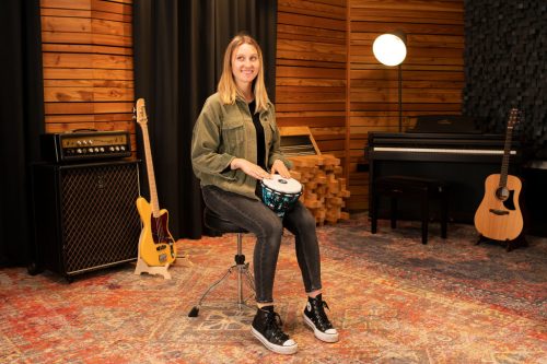 Meinl Djembe  7” (18 cm, szintetikus)  Csapjunk bele!